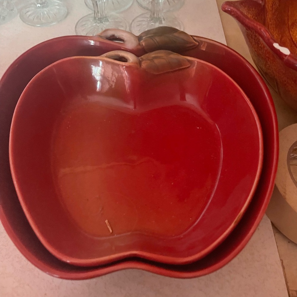 Apple bowls